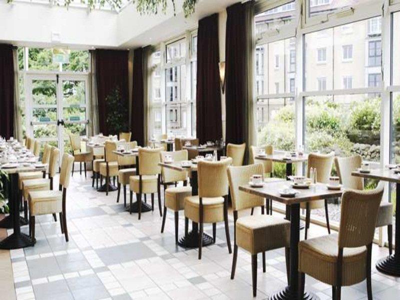 Doubletree By Hilton Aberdeen City Centre Extérieur photo