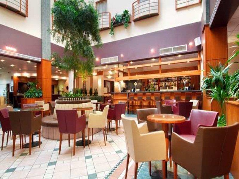 Doubletree By Hilton Aberdeen City Centre Extérieur photo