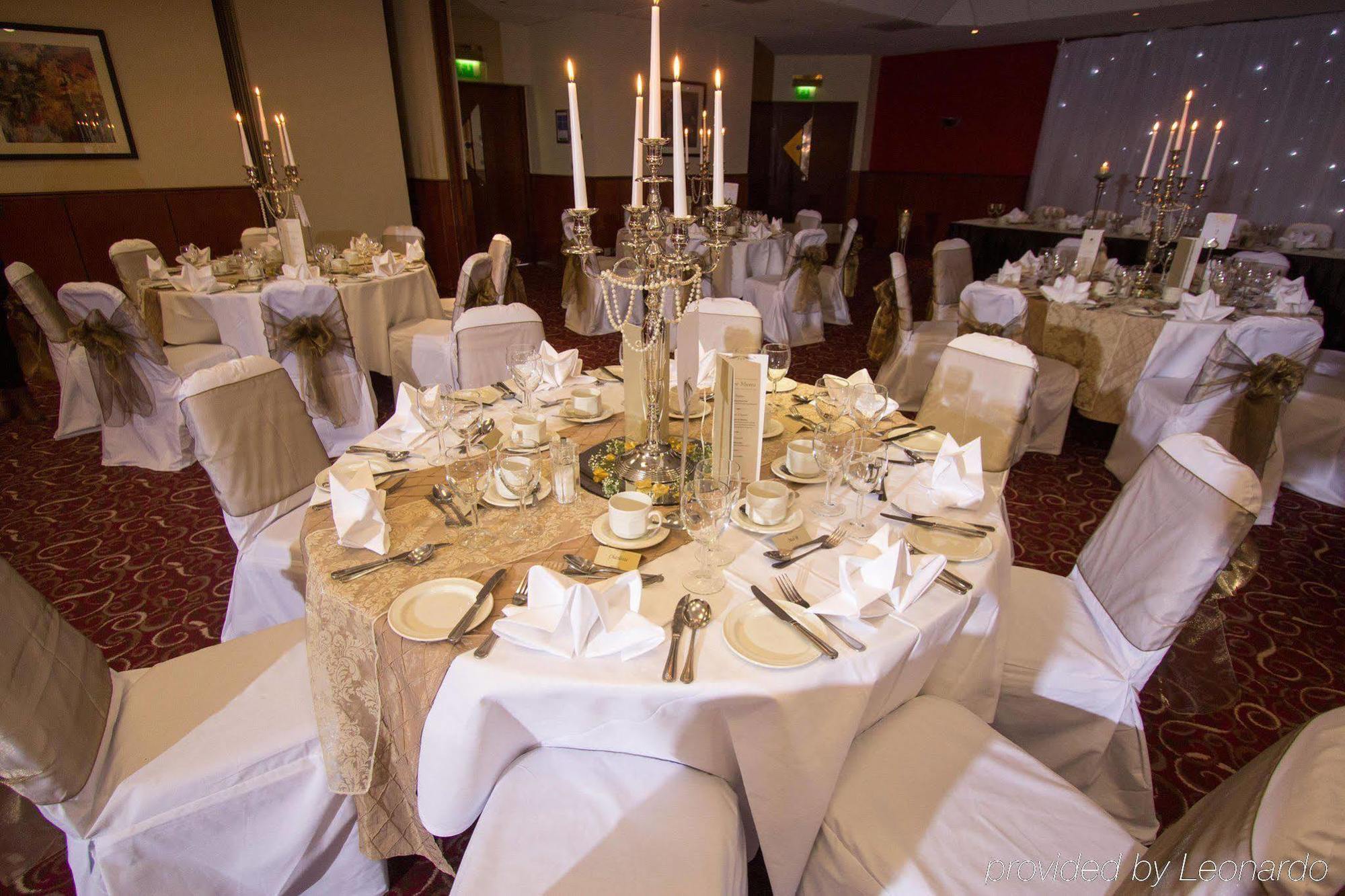 Doubletree By Hilton Aberdeen City Centre Extérieur photo