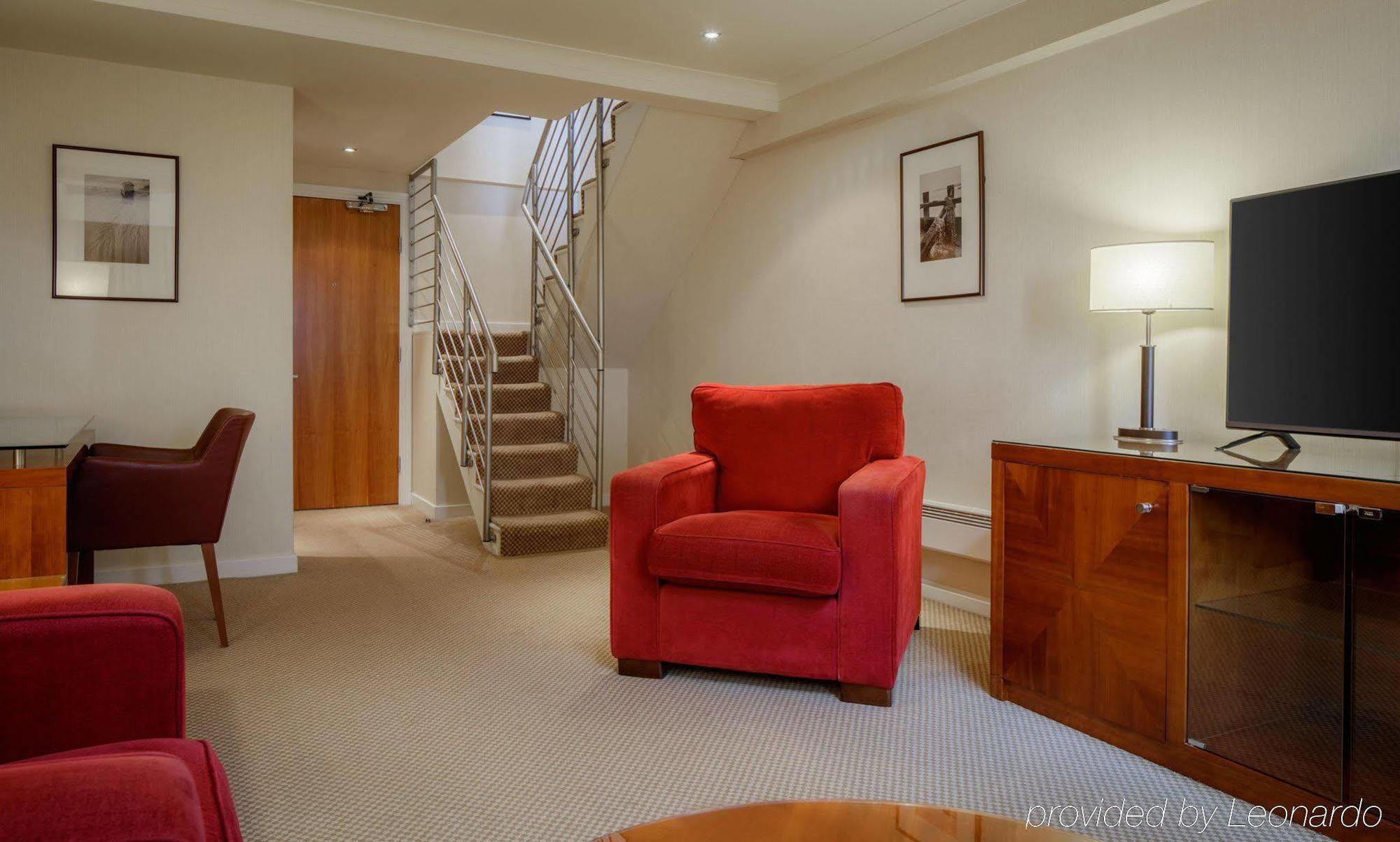 Hotel Doubletree By Hilton Aberdeen City Centre Extérieur photo